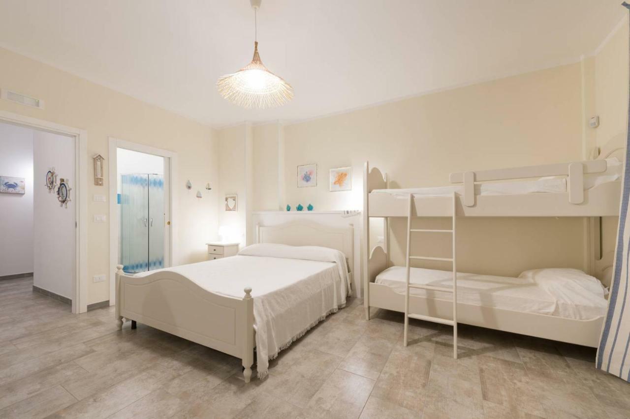 Casa Vacanze Poseidone Lido Conchiglia Exterior foto